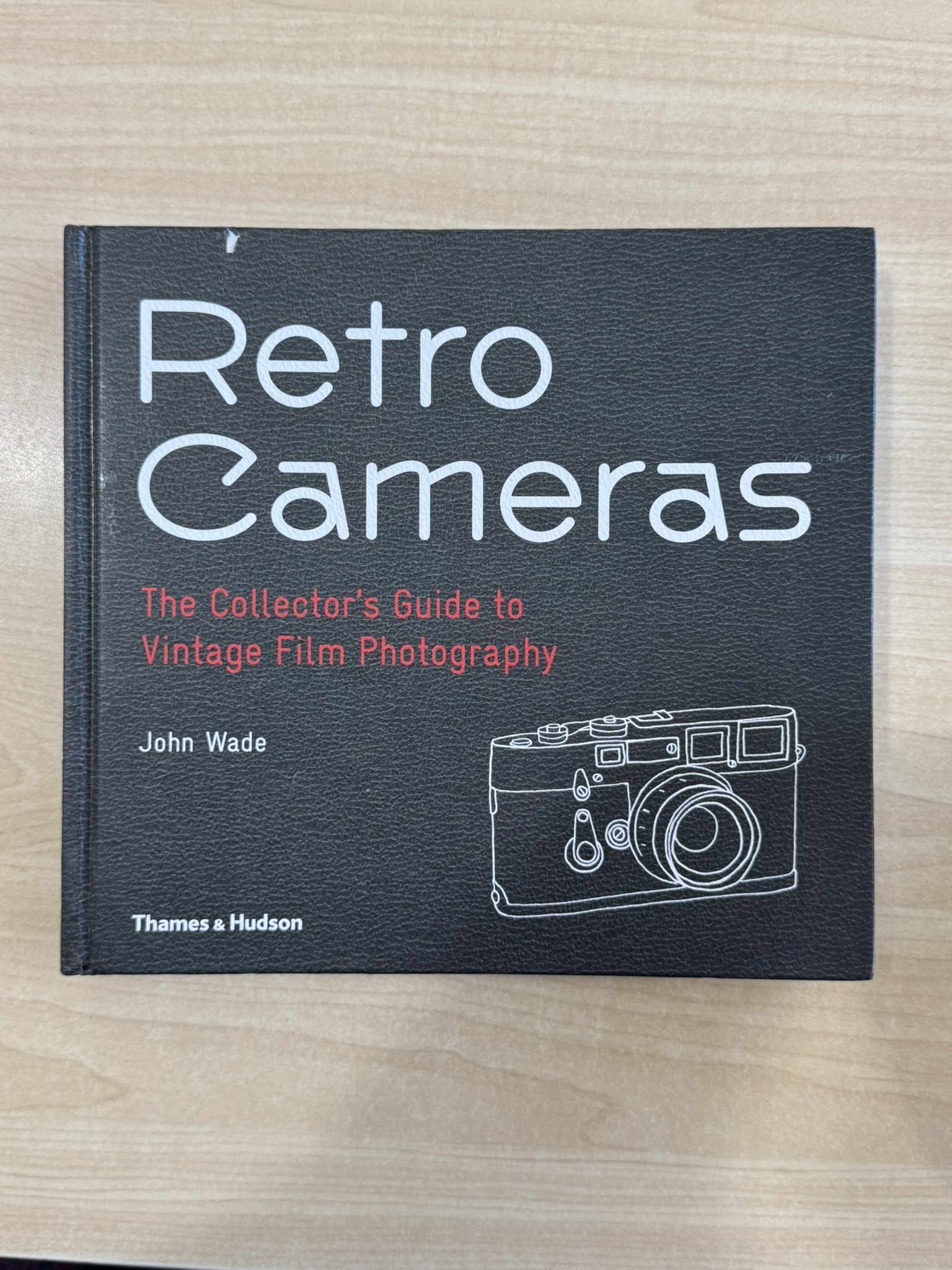 Retro Cameras: The Collector's Guide to Vintage Film Photography