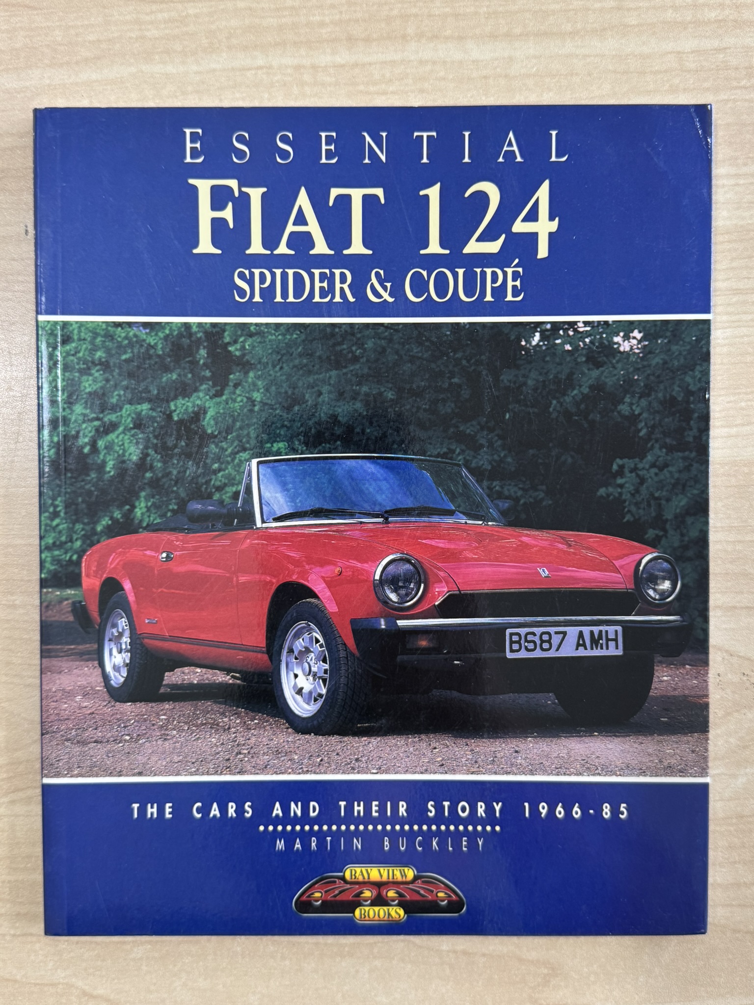 Essential Fiat 124 Spider and Coupes: The Cars and Their Story, 1953-67