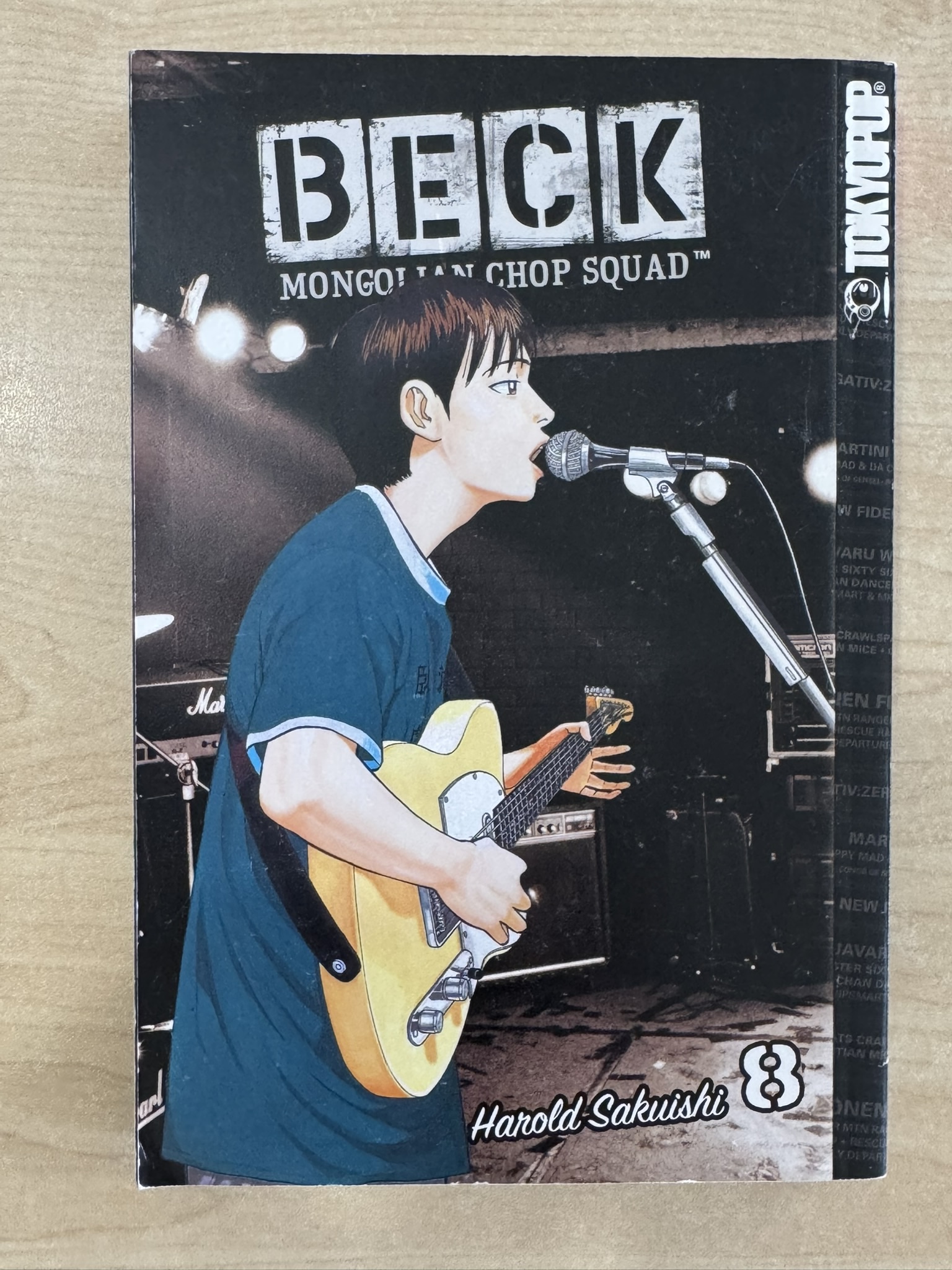 Beck: Mongolian Shop Squad, Volume 8